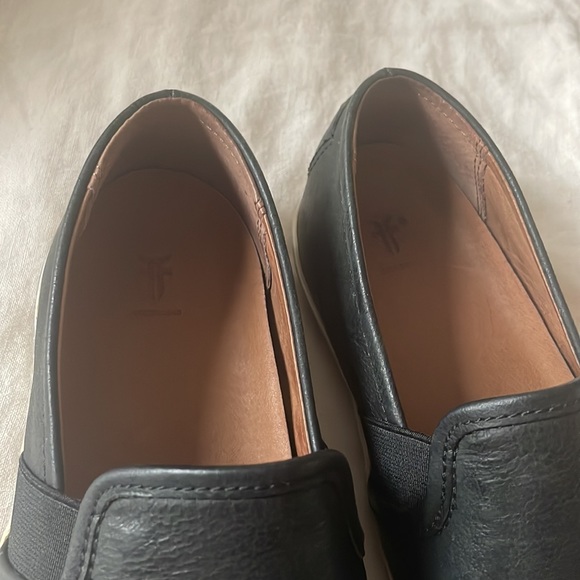 Frye Dylan Slip-on Sneakers Size 7 Black Loafers - Picture 3 of 4